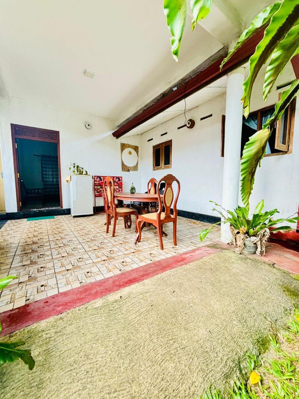 Sanithu Homestay And Villa Galle Extérieur photo